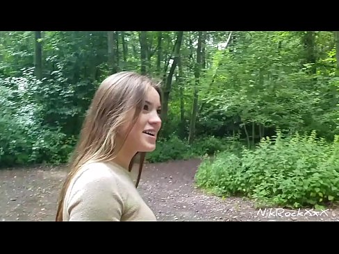 ❤️ Aku disaranake kanggo Evelina yen kita jancok ing panggonan umum! Dheweke kandha ya. Banjur aku bajingan dheweke ing bokong lan cum ing dheweke tutuk. Banjur dheweke nesu dhéwé. ❤ Video porno ing kita
